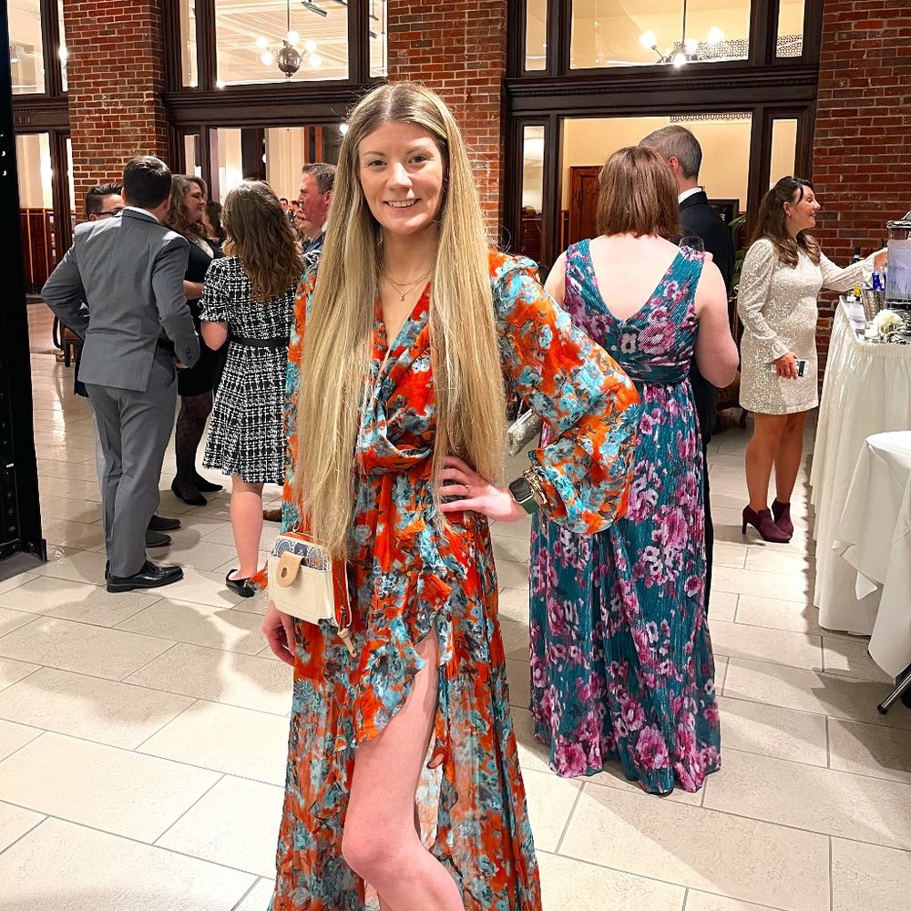Meet your Posher, Courtney